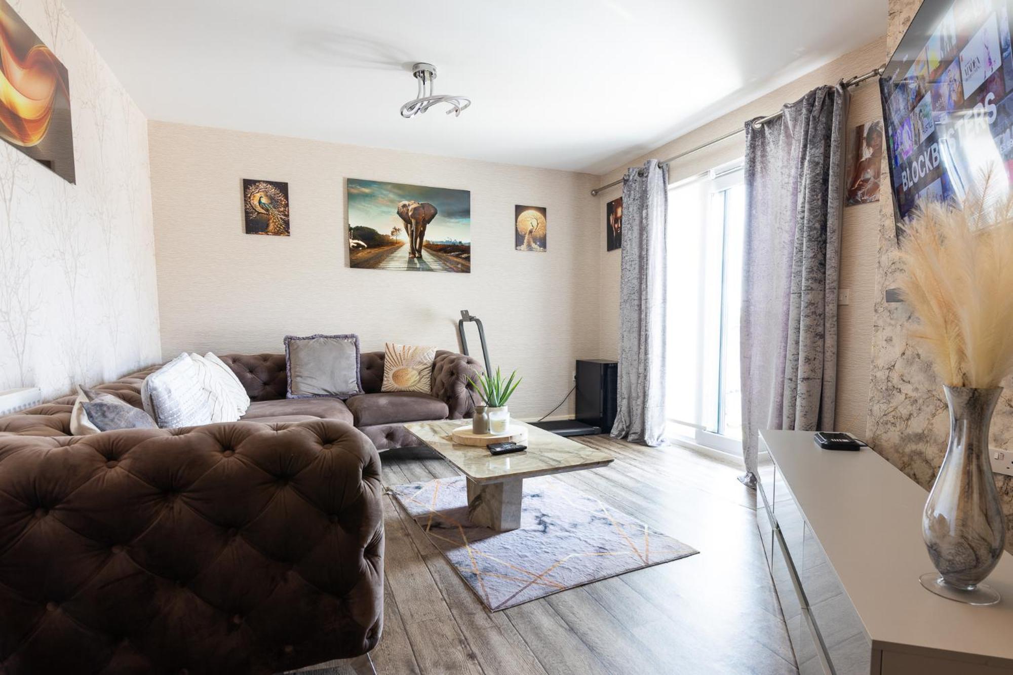 Five Star Rated Condo — Photos 1